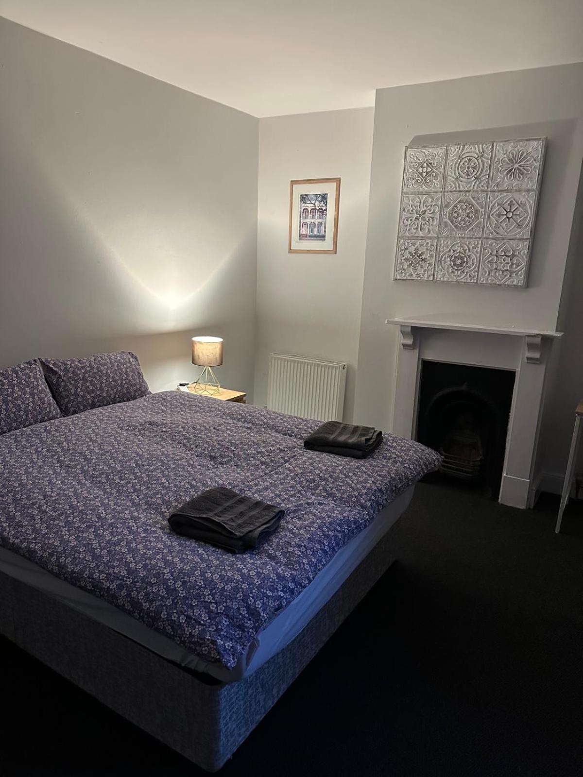 Luton Town House Near Airport 아파트 외부 사진